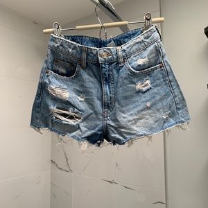 RIPPED JEAN SHORTS
